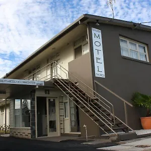 Golden Shores Motel Bilinga